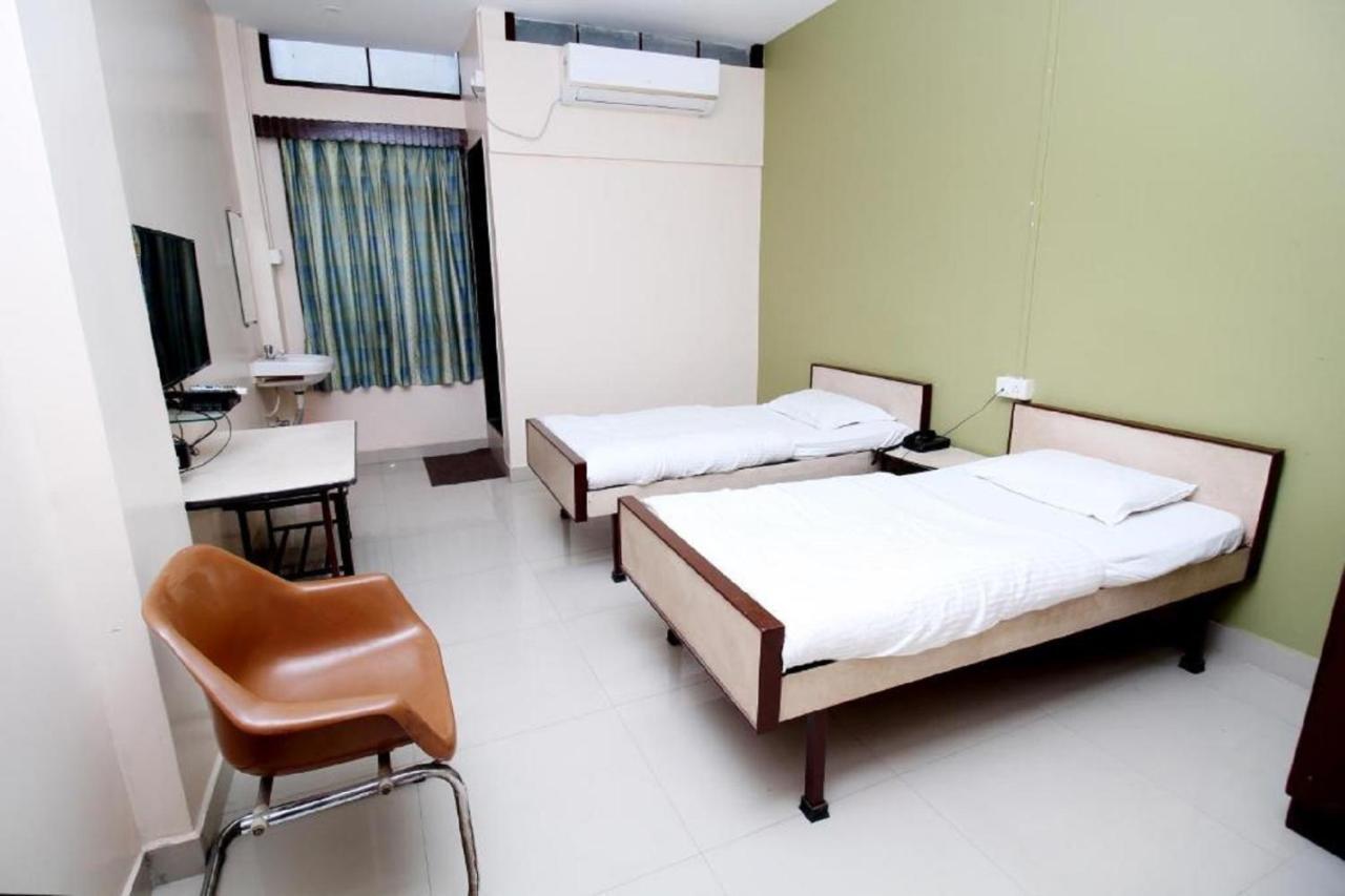 Hotel Gomatgiri Aurangabad  Luaran gambar