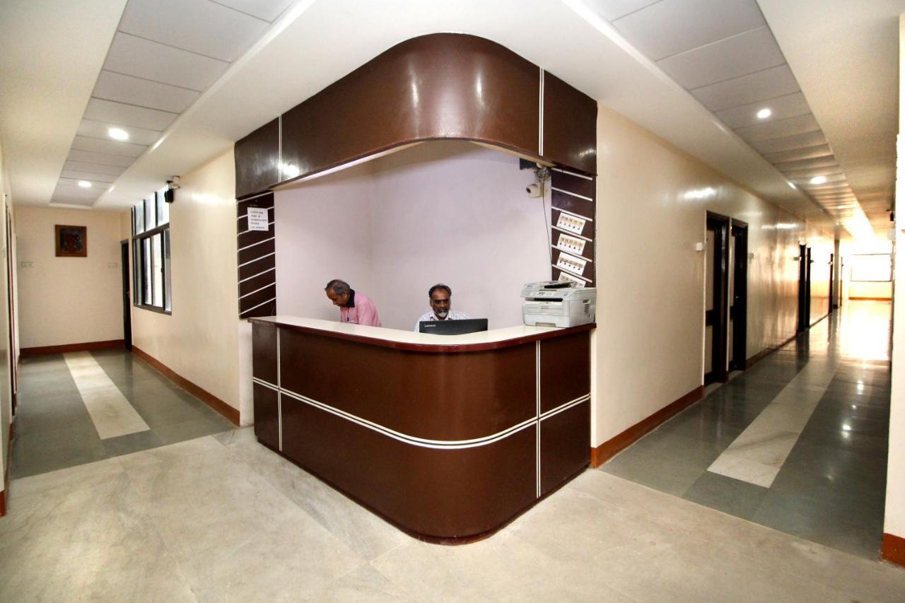 Hotel Gomatgiri Aurangabad  Luaran gambar