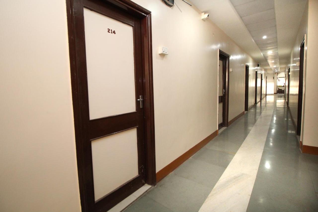 Hotel Gomatgiri Aurangabad  Luaran gambar