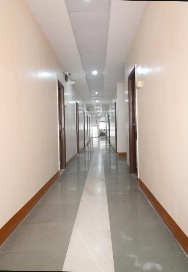 Hotel Gomatgiri Aurangabad  Luaran gambar